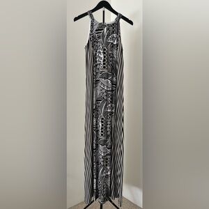 🌿 CHICO’S Black & White Print Maxi Dress — Shelf Bra + Back Tie (Sz M)